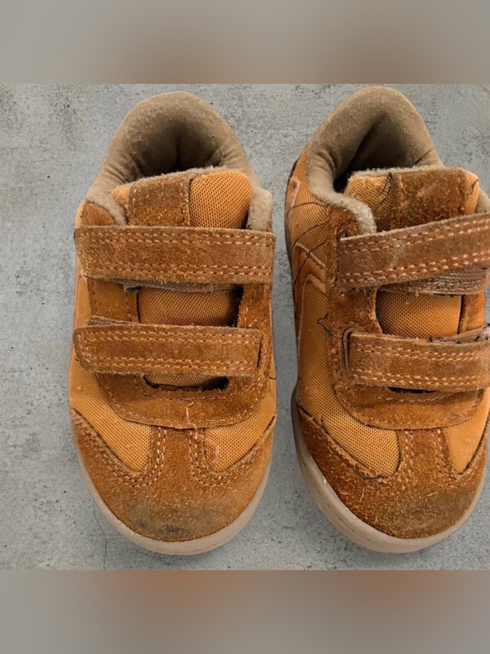 Cat & Jack Toddler Boy Shoes Size 8 Brown Tan Hook Loop Velcro Casual Sneakers - Picture 4 of 6